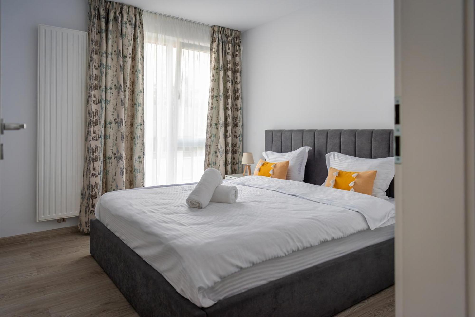 Appartamento Jad - Urban Plaza - Luxury 3 & 2 Braşov