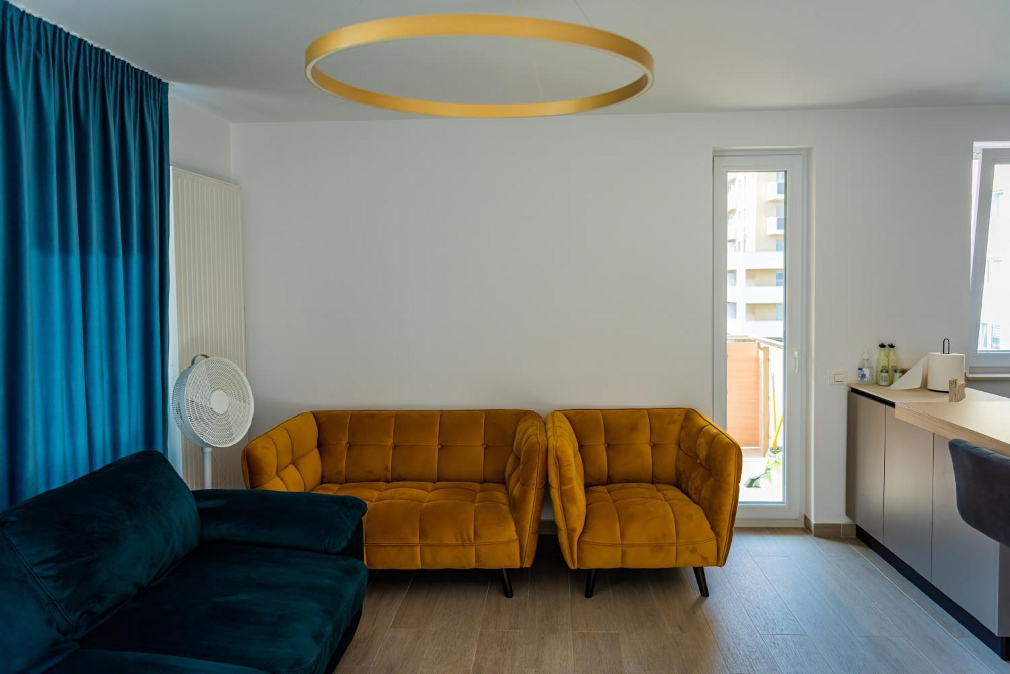 Jad - Urban Plaza - Luxury 3 & 2 Apartment