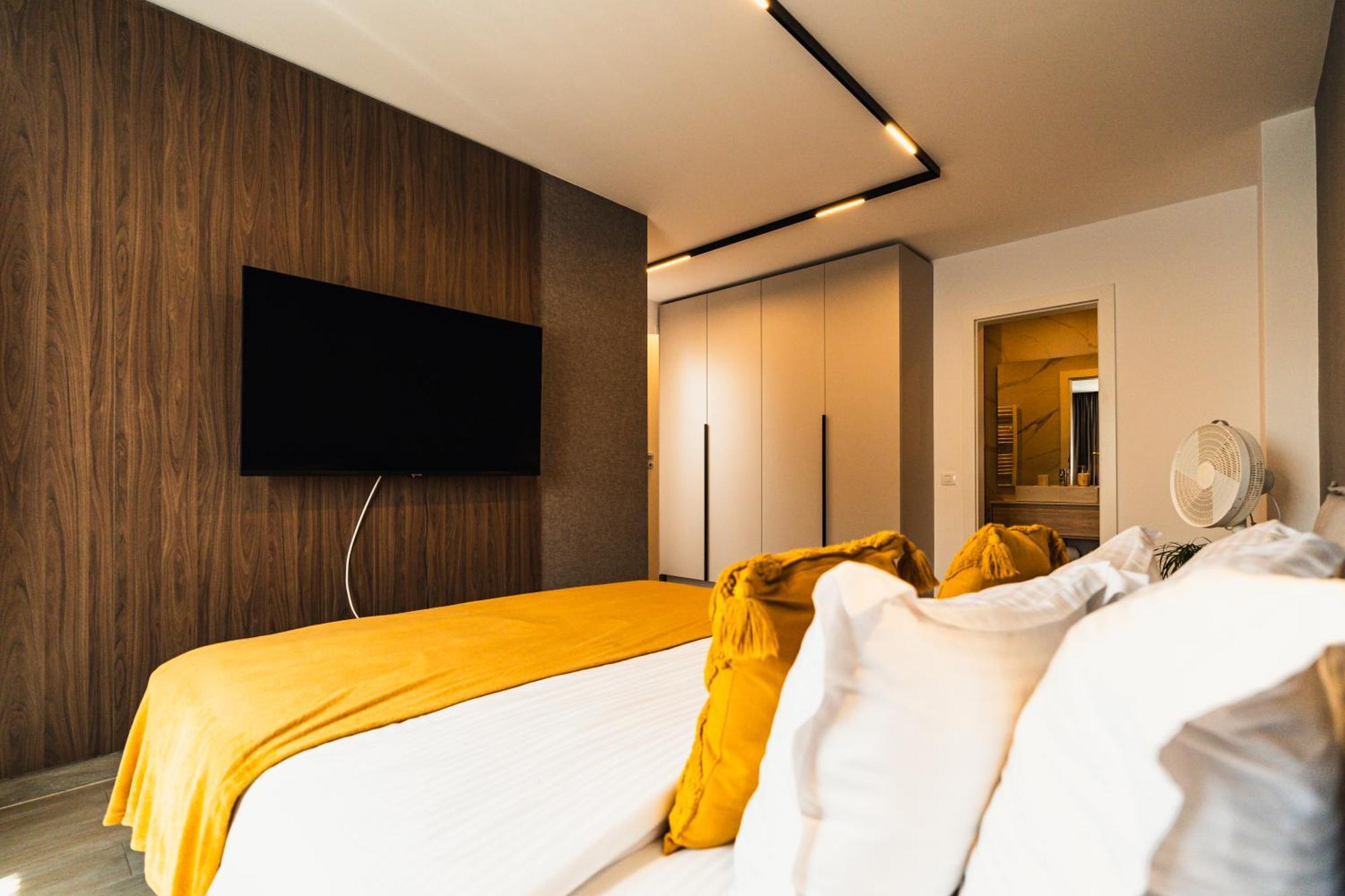 Appartamento Jad - Urban Plaza - Luxury 3 & 2