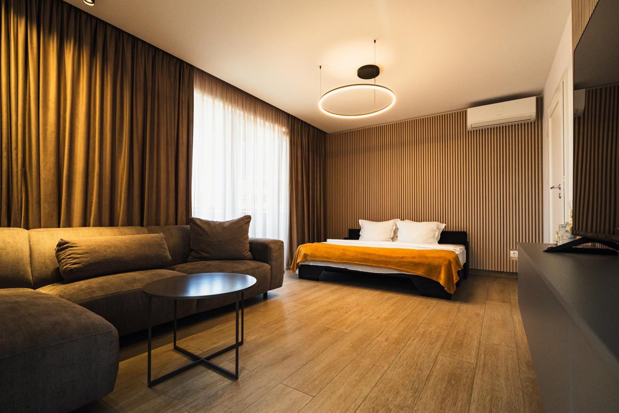 Jad - Urban Plaza - Luxury 3 & 2 Appartamento *