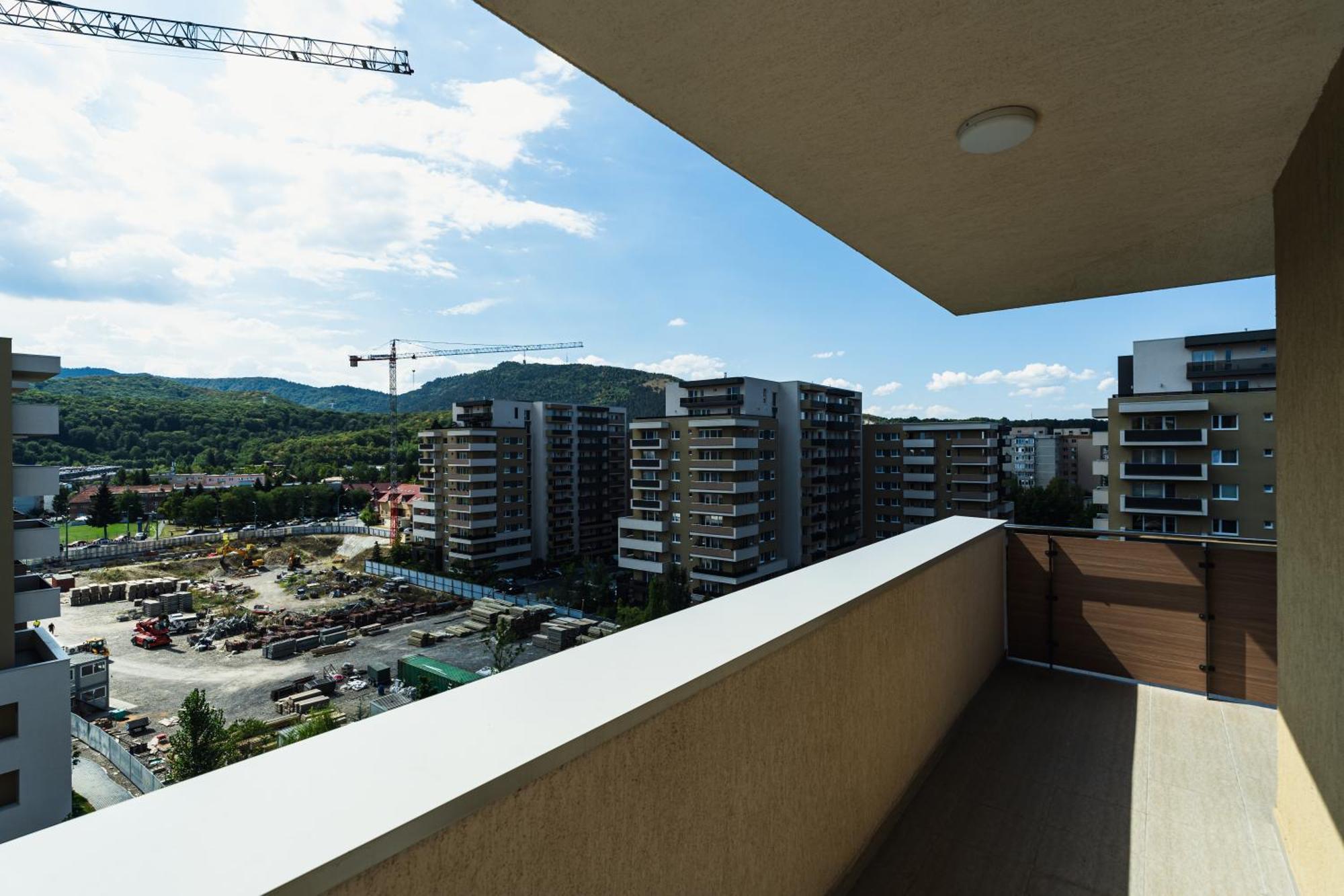 Jad - Urban Plaza - Luxury 3 & 2 Braşov