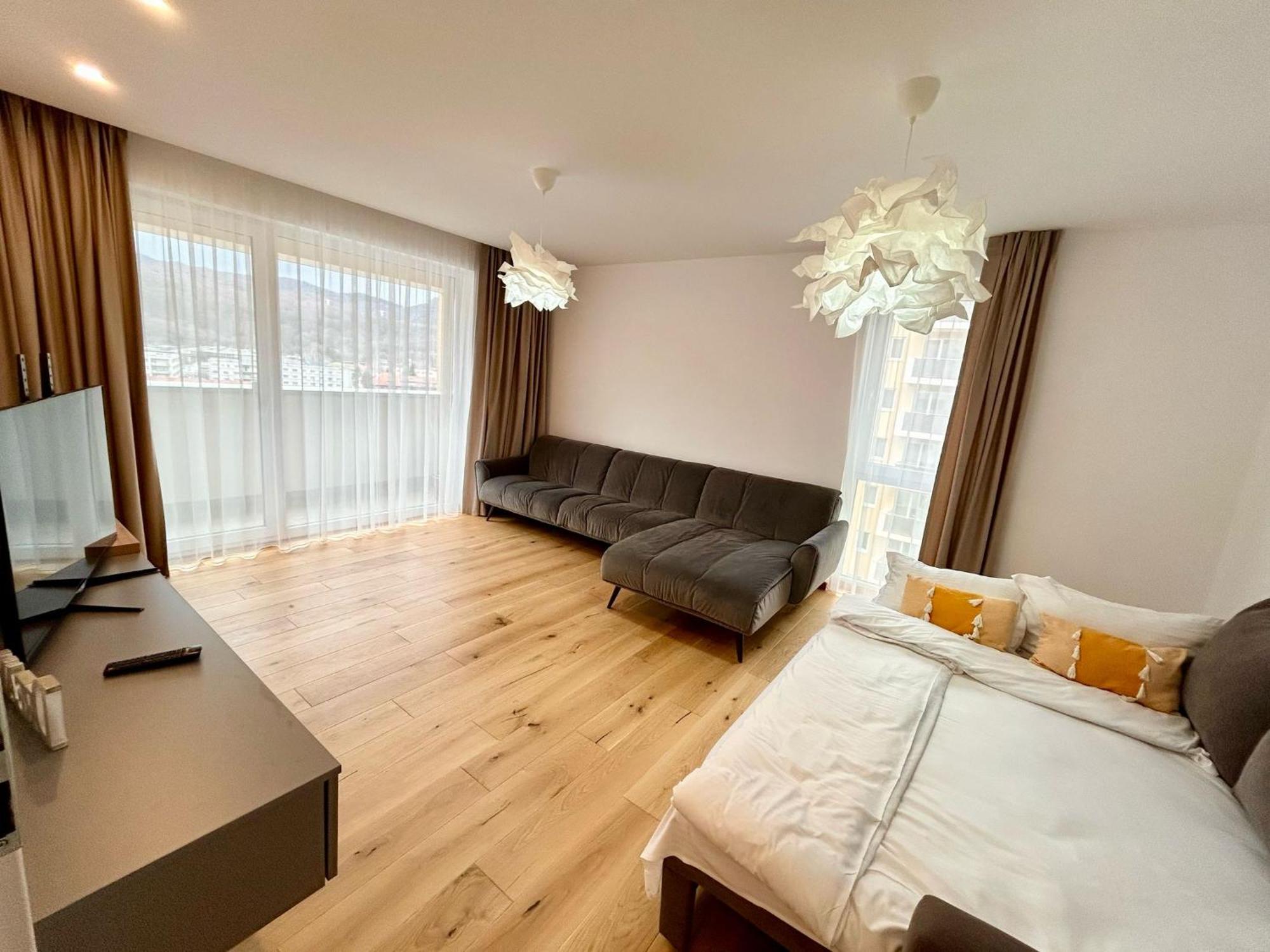 Appartamento Jad - Urban Plaza - Luxury 3 & 2 *